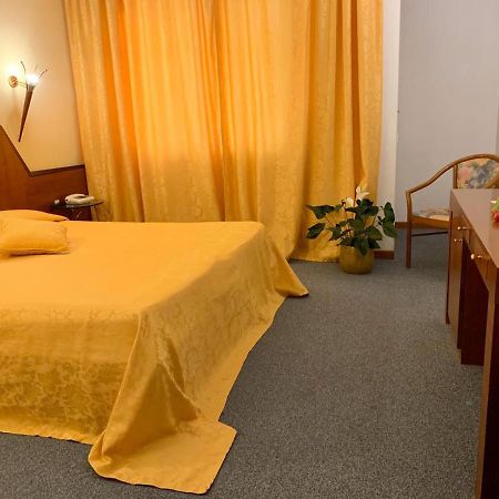 Hotel Cangrande Di Soave Exterior foto